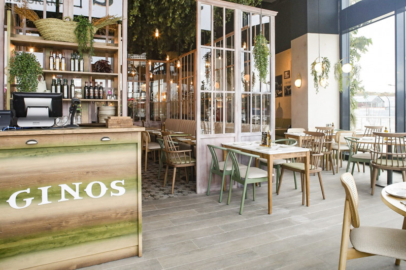 Alsea abre cuatro restaurantes de sus marcas en San Sebastián
