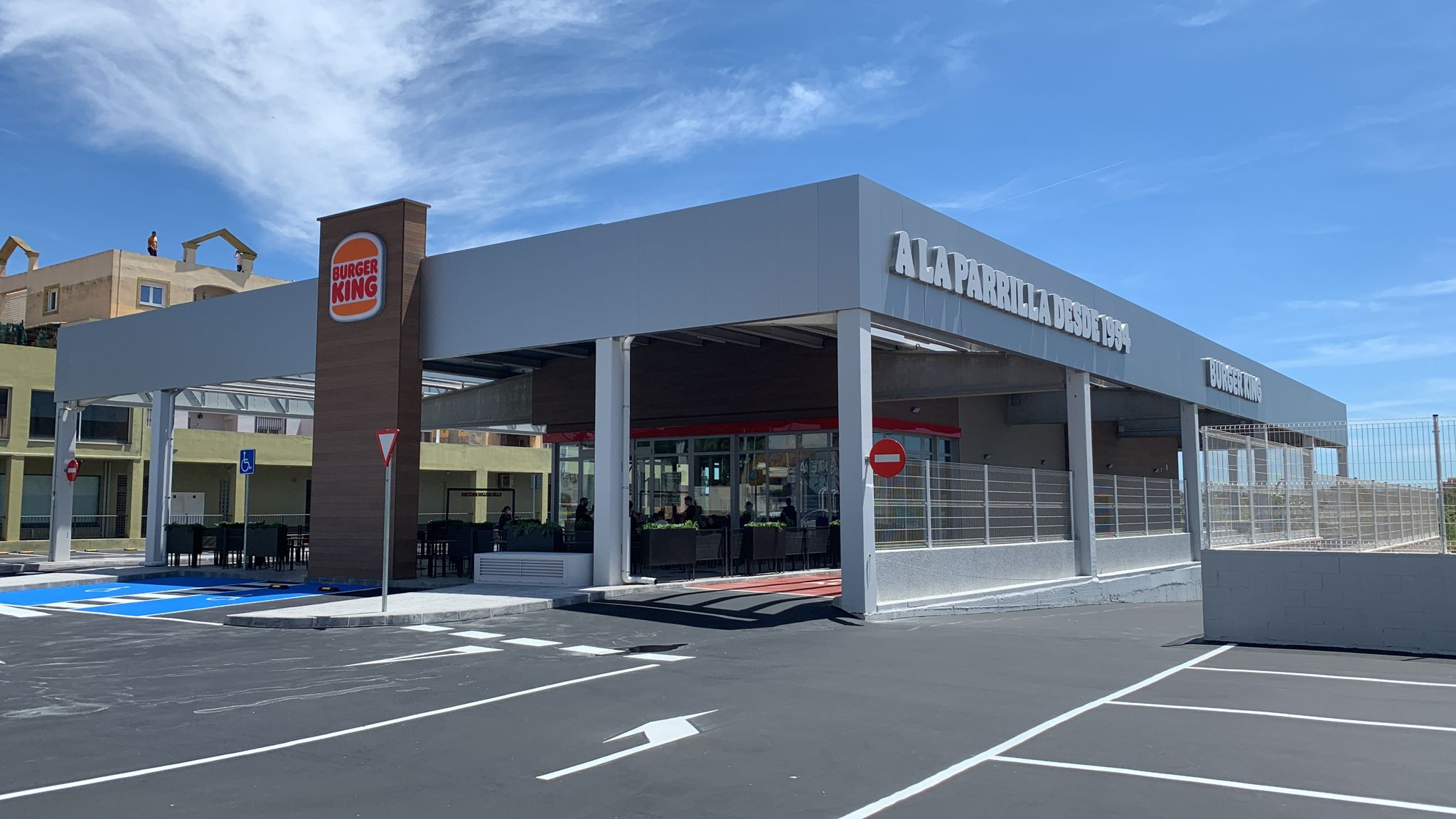 ​Burger King inaugura un nuevo establecimiento en Cádiz