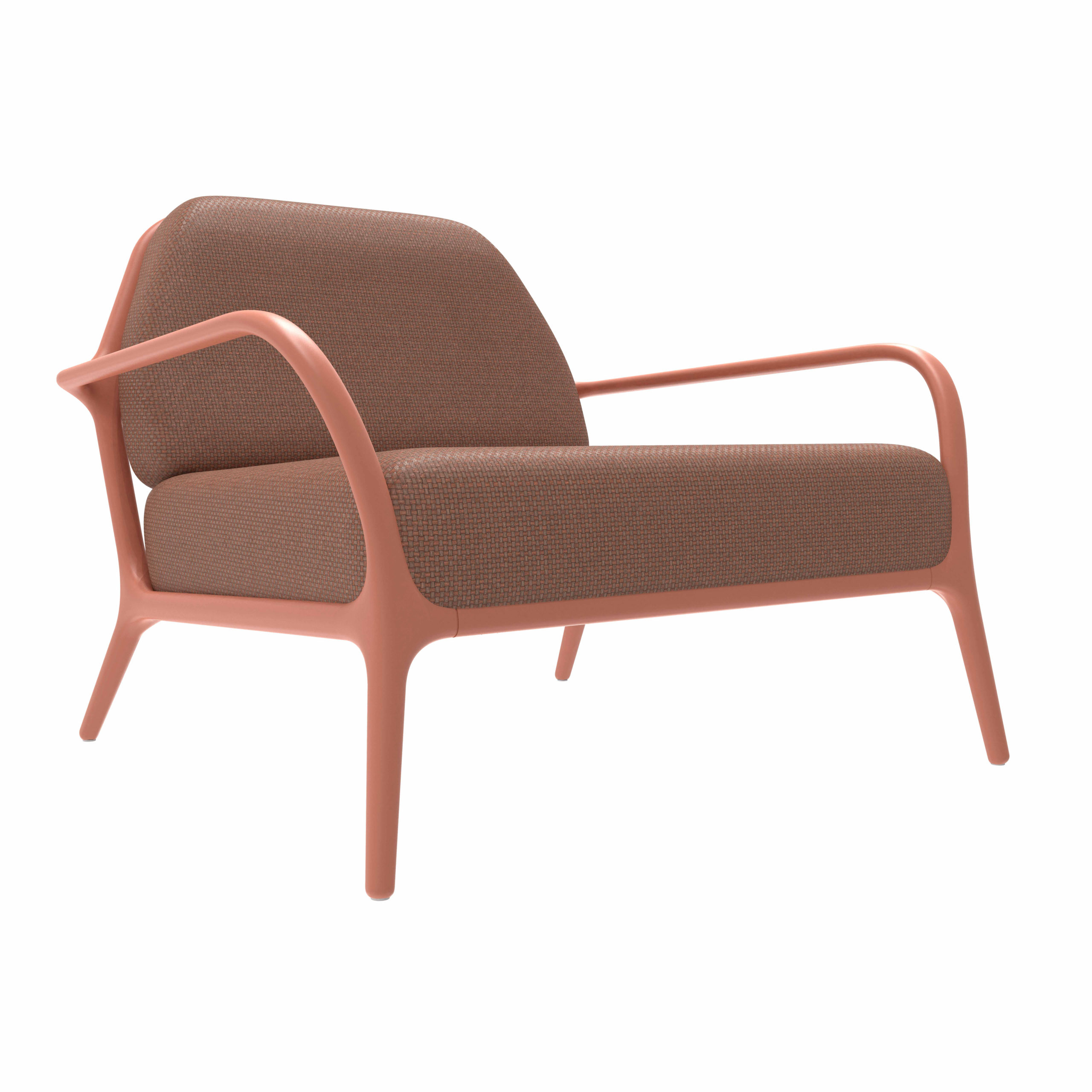 ​Confort y diseño en el exterior con los sillones y butacas de Möwee