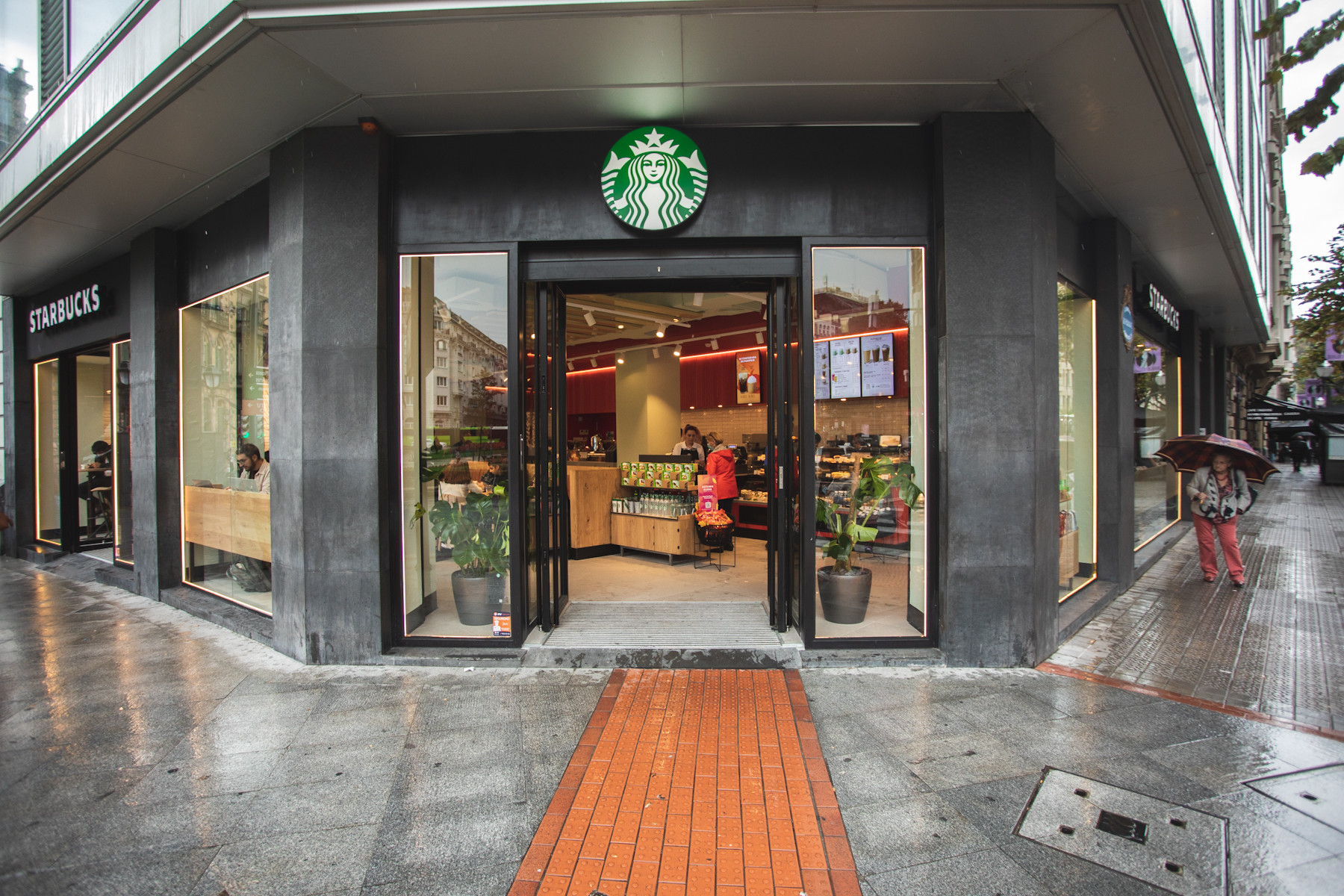 ​Starbucks llega al corazón de Bilbao, su cuarta apertura en País Vasco