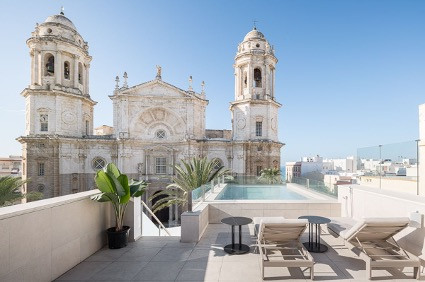 CM4 Arquitectos reforma el Hotel Olom de Cádiz