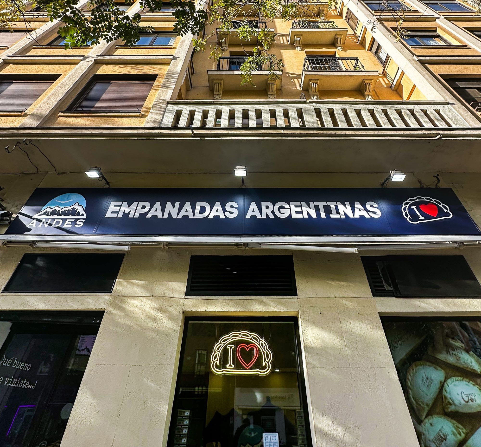 Andes Empanadas Argentinas inaugura local en la calle Alcalá de Madrid